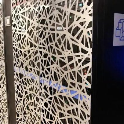 Plano estatal de IA atrasa por falta de infraestrutura para supercomputador