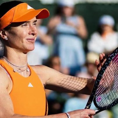 Svitolina avança às quartas com abandono de Siniakova e enfrenta Swiatek