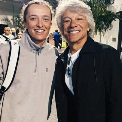 Swiatek comenta gosto pela leitura e encontro com Jon Bon Jovi