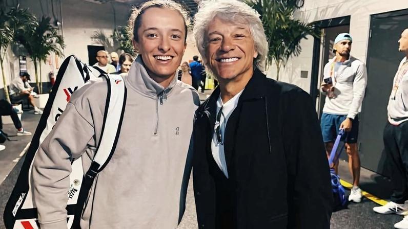 Iga Swiatek e Jon Bon Jovi (Foto: Iga Swiatek/ Instagram)