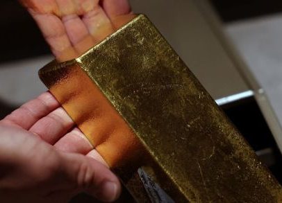 Ouro fecha em queda diante de desdobramentos do conflito no Oriente Médio