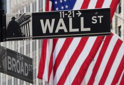 Bolsa de Nova York opera em baixa com incerteza no Oriente Médio