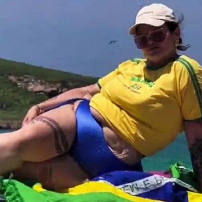 Thais Carla usa look Brazilcore e passeia de buggy com o marido