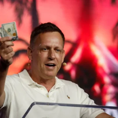 Fundo de Peter Thiel investe milhões em coleira para vacas