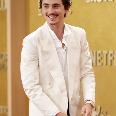 Colar da sorte de Timothée Chalamet seria homenagem a Kylie Jenner?