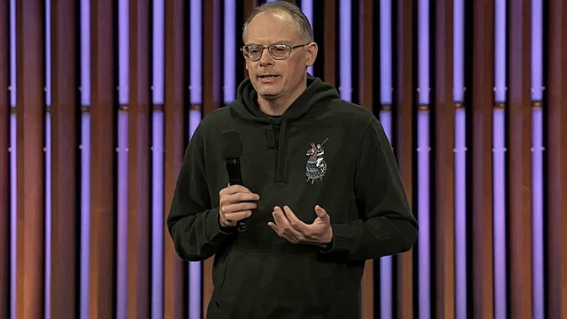 Epic demite empregado com câncer terminal sem seguro de vida