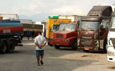Boulos reúne caminhoneiros para tentar barrar greve por alta do diesel