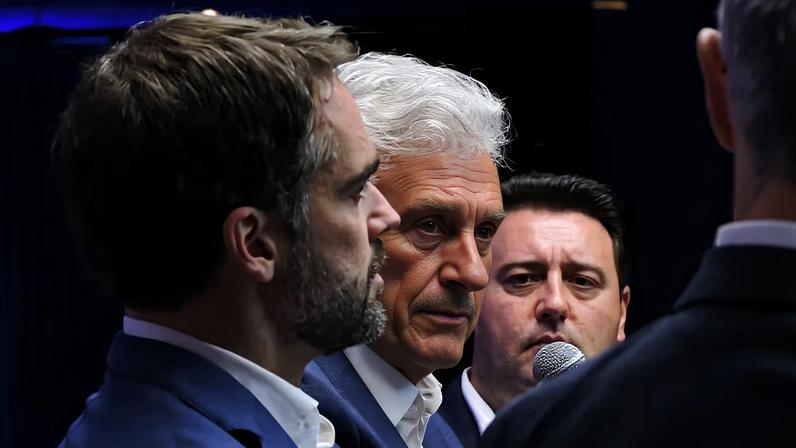 Os três pré-candidatos do PSD à Presidência da República, os governadores Eduardo Leite (RS), Ronaldo Caiado (GO) e Ratinho Júnior (PR) durante evento do partido em SP — Foto: LEANDRO CHEMALLE/THENEWS2/ESTADÃO CONTEÚDO