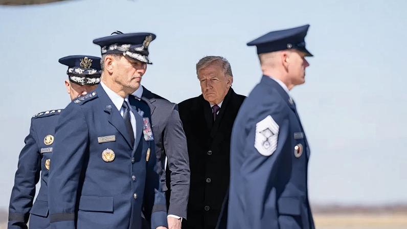 Trump anuncia pausa de 5 dias em ataques após conversa com o Irã