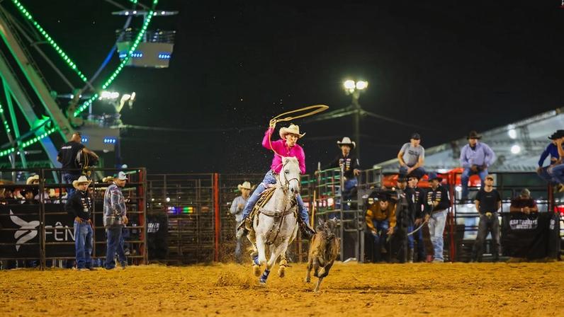 Os rodeios são a principal atração da Divina Expô, em Divinópolis