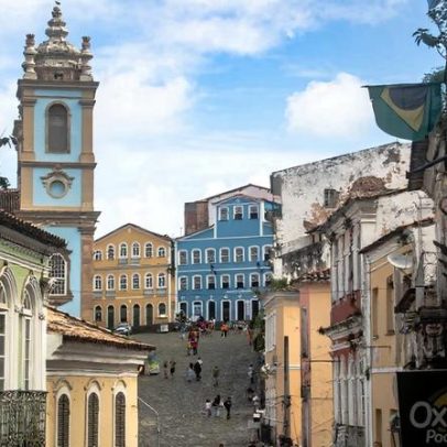 Conheça Salvador com o professor Pedro Jasmin em miniguia