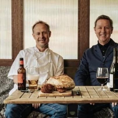 Ex-alunos do Fat Duck Group lançam gastropub em Berkshire