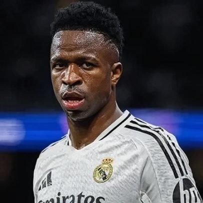 UEFA multa Benfica por racismo de torcedores contra Vini Jr.