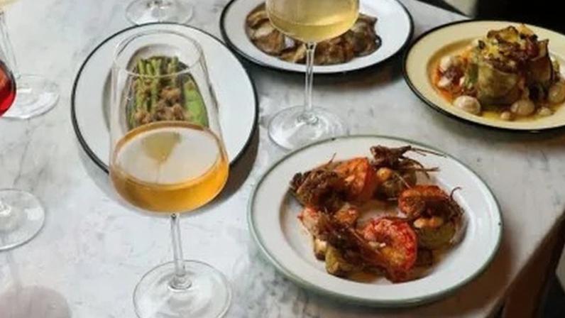 Viti Bar de Vinos, em Montevidéu, serve albariños e é ideal para quem quer ampliar o repertório sobre vinhos uruguaios