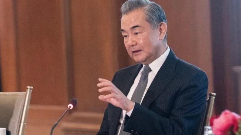 China reafirma posição imparcial na guerra do Irã, diz Reino Unido