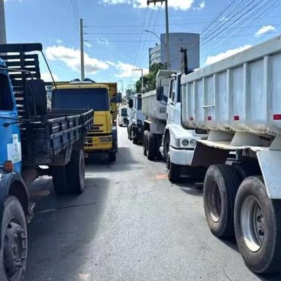 Boulos recebe caminhoneiros no Planalto em meio à alta dos combustíveis