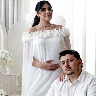 Cantor Victin e Giovana Odriozola revelam sexo e nome do bebê