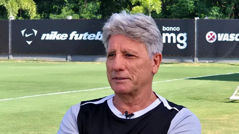 Renato Gaúcho, técnico do Vasco, em entrevista no CT — Foto: João Guerra
