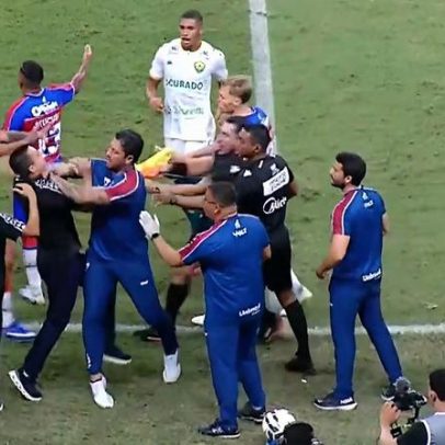 Carpini e Eduardo Barros são expulsos após briga em Fortaleza x Cuiabá