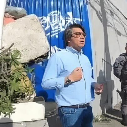 Vídeo mostra senador confrontando PMs durante abordagem em SP