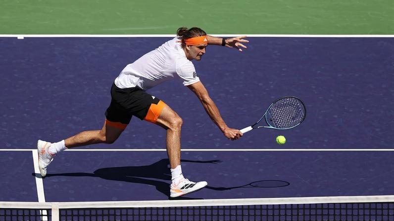 Zverev vence Fils e chega às semifinais de todos os Masters 1000