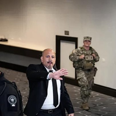 Casa Branca revisa segurança de Trump após tiroteio em jantar