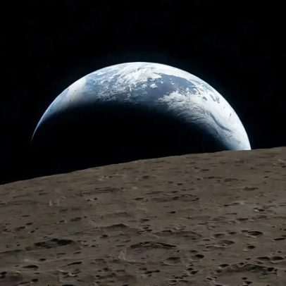 Astronautas da Artemis II registram novas imagens da Lua em sobrevoo histórico