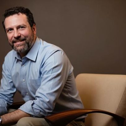 CEO da Falconi: empresas devem ter objetivo definido antes de investir em IA