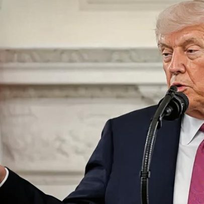 Trump ganha tempo para acordo com o Irã após dia intenso de diplomacia