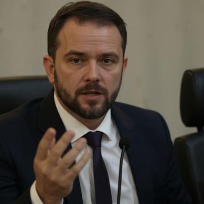 Discussão da escala 6x1 não pode gerar custo ao Tesouro, diz Durigan