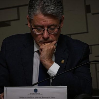 Relator da CPI pede indiciamento de Toffoli, Moraes, Gilmar e Gonet