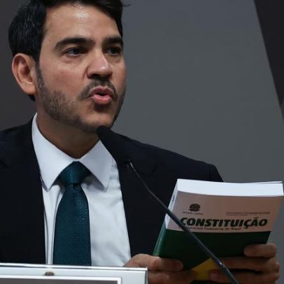 Messias defende autocontenção do STF em pautas polêmicas during sabatina"