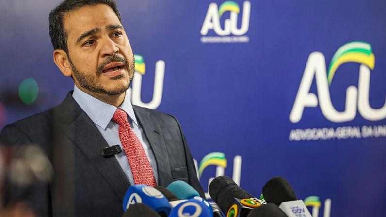 Brasília (DF), 01/07/2025 - o ministro da AGU, Jorge Messias, informou que a ação declaratória de constitucionalidade foi apresentada após solicitação feita pelo presidente Luiz Inácio Lula da Silva e com base em estudo técnico e jurídico solicitado ao órgão na semana passada. Foto: José Cruz/Agência Brasil