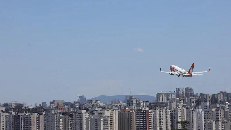 São Paulo (SP), 22/12/2025 - Avião da Gol Linhas Aéreas decola do Aeroporto de Congonhas. Foto: Rovena Rosa/Agência Brasil