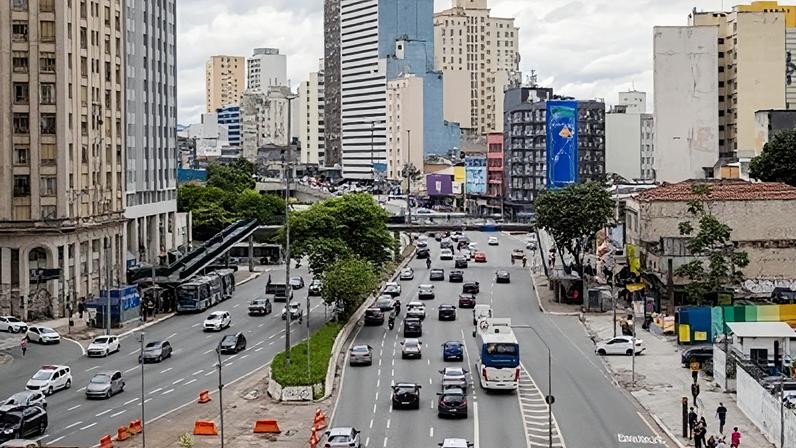 O decreto aponta que o Detran-SP será responsável pela elaboração e a publicação de guias técnicos específicos