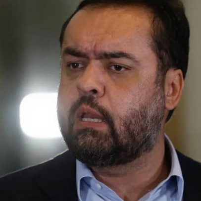 Castro recorre ao TSE para manter candidatura ao Senado