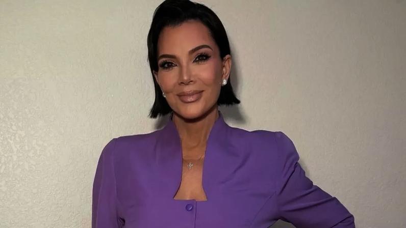 Aos 70 anos, Kris Jenner quebra silêncio sobre rumor de que estaria 'furiosa' com médico que fez procedimento no rosto.