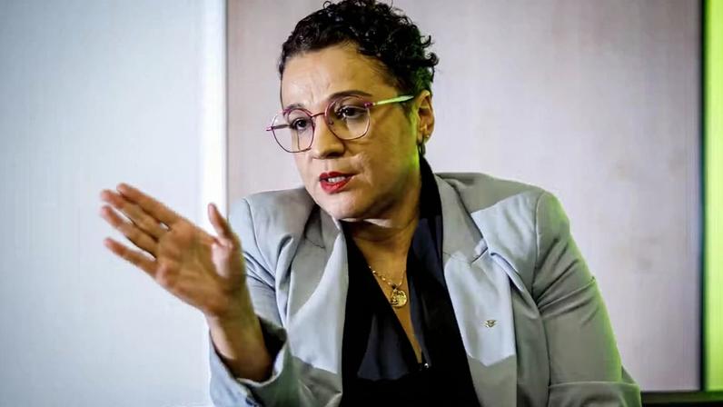 PA - Brasília, DF. 25/05/2023. Personagem - Tarciana Medeiros tem 23 anos de trajetória no Banco do Brasil. Em 2023, assumiu a presidência da instituição, se tornando a primeira mulher a presidir o banco — Foto: Brenno Carvalho/Agência O Globo