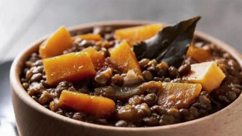 Lentilha, grão milenar que simboliza renovação e alto valor nutritivo