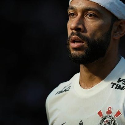 Memphis já definiu futuro no Corinthians, afirma colega de equipe