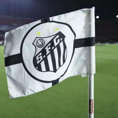 Santos renova com atacante do elenco