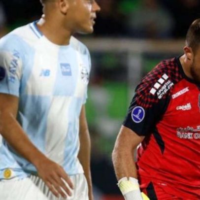 Carlos Vinícius fala após pênaltis perdidos em noite difícil