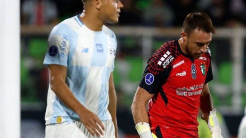 Carlos Vinícius perdeu três pênaltis contra o Palestino –