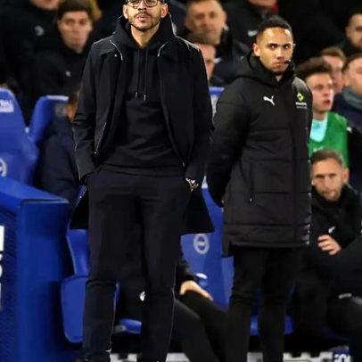 Chelsea pode demitir técnico após apenas três meses