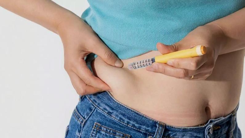 Veja as diferenças entre canetas emagrecedoras e cirurgia bariátrica