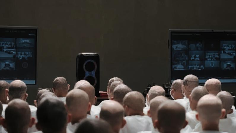 Tribunal julga centenas de réus em ofensiva contra gangues em El Salvador