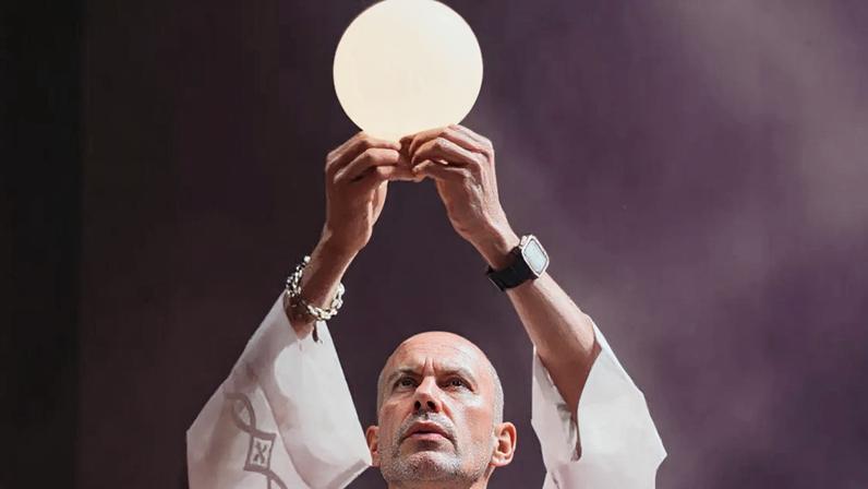 Padre Lucas e luta contra o câncer