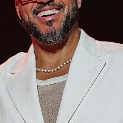 Belo leva turnê In Concert ao Recife em noite de gala do pagode