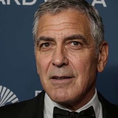 George Clooney condena tiroteio em Washington e apela aos EUA para serem grandes