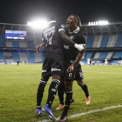 Botafogo vira sobre o Racing e vence a primeira na Sul-Americana